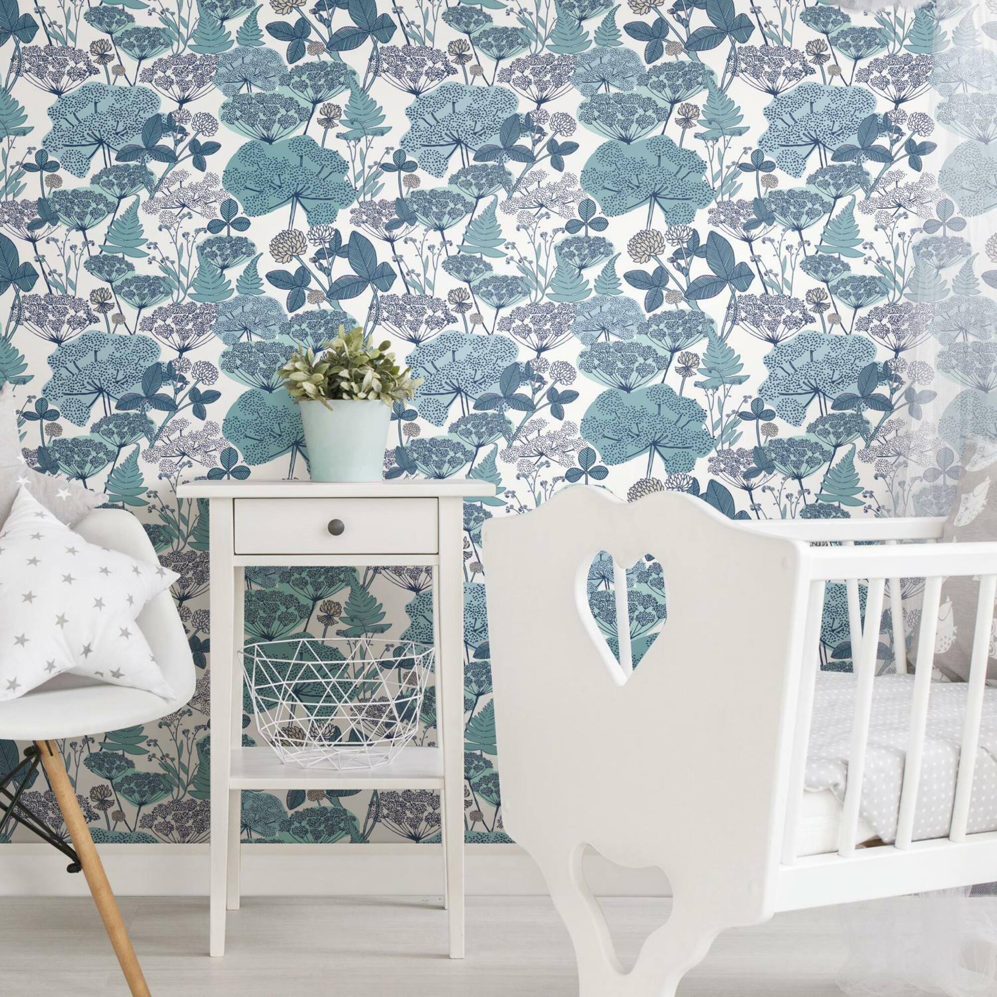 RoomMates Niittypolku Peel & Stick Wallpaper
